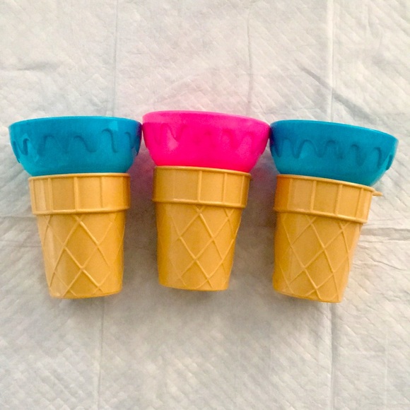 Set of 3 ice cream cups. - Picture 9 of 10